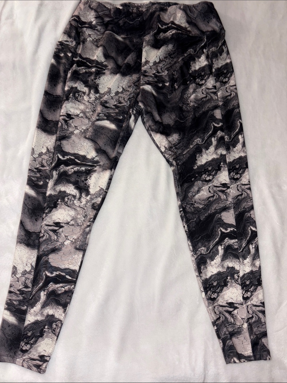 Zone Pro Black & Gray Marble Print Leggings
